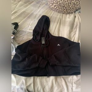 Black cropped zip up size medium